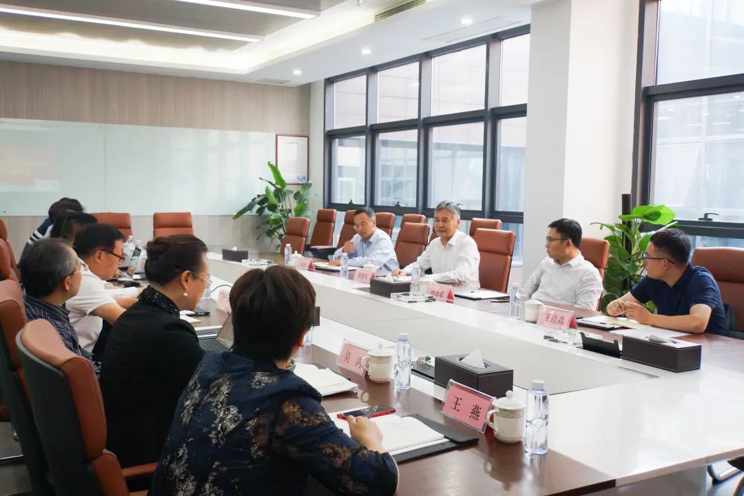 駕馭數字產業(yè)之舟，引領科技創(chuàng)新洪流